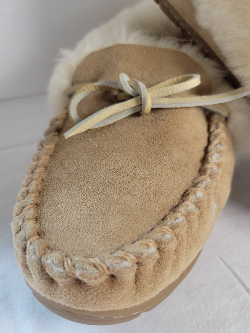 L.L.Bean Wicked Good Shearling Moccasin Slippers Natural Women's 11 - Picture 2 of 13